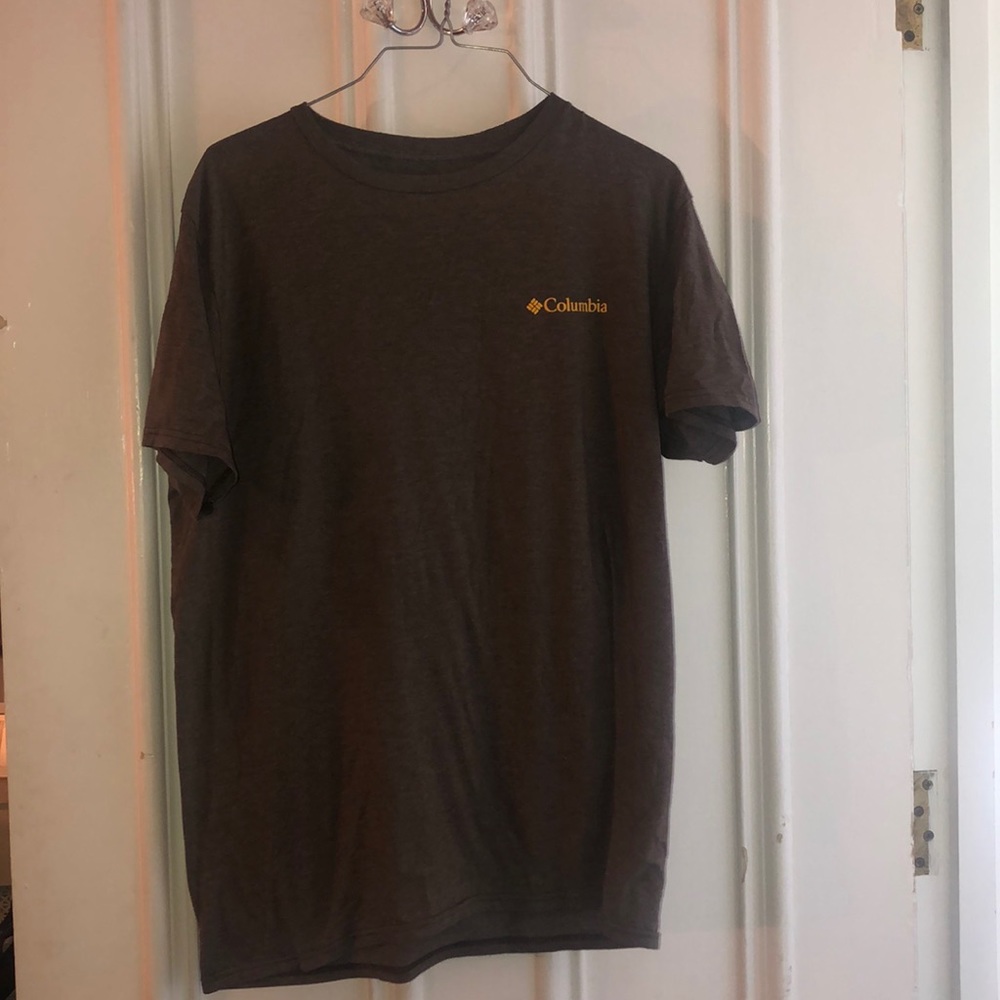 Men’s Columbia tee size L